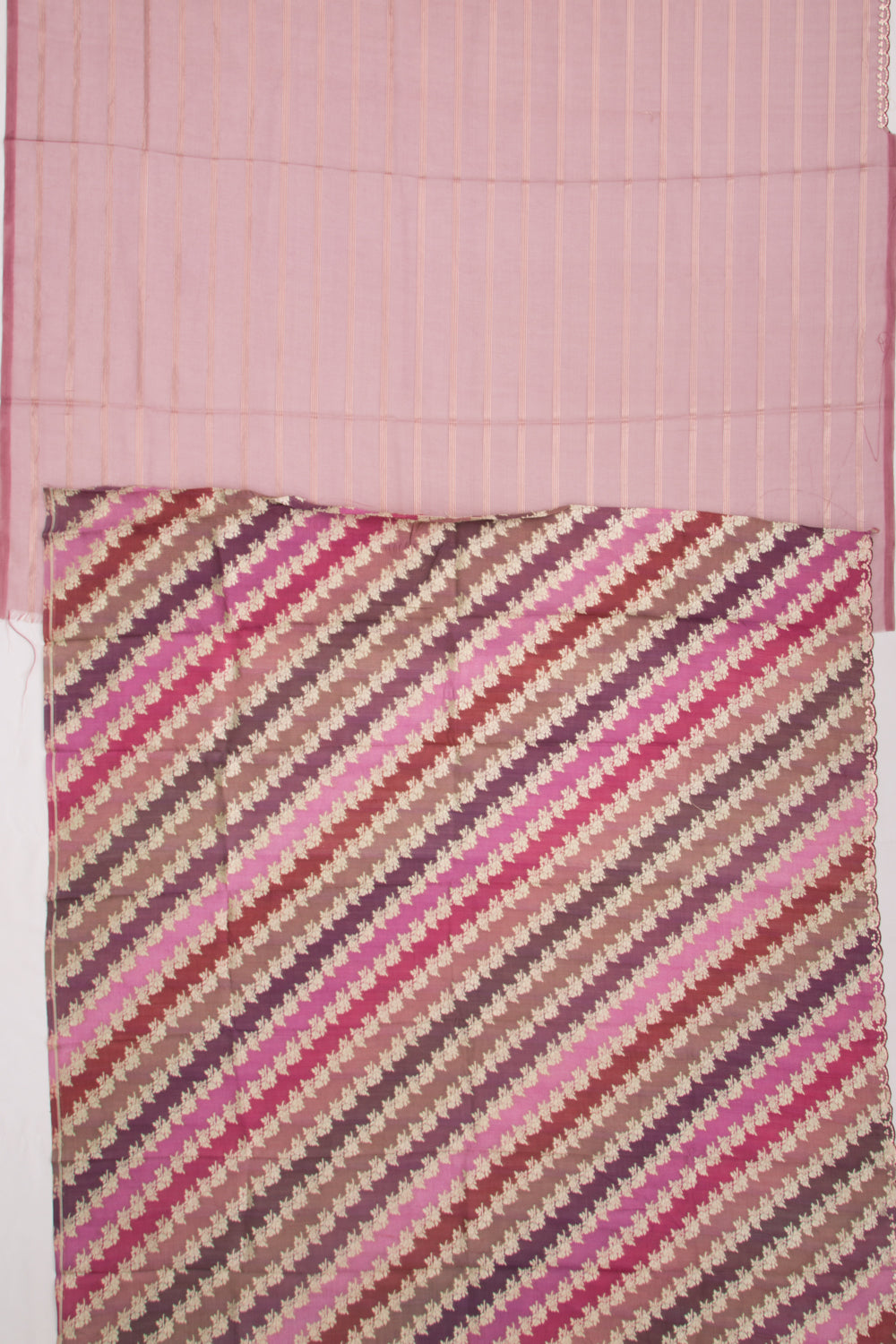 Organza Horizontal Lines Lilac Saree with Scallop Border