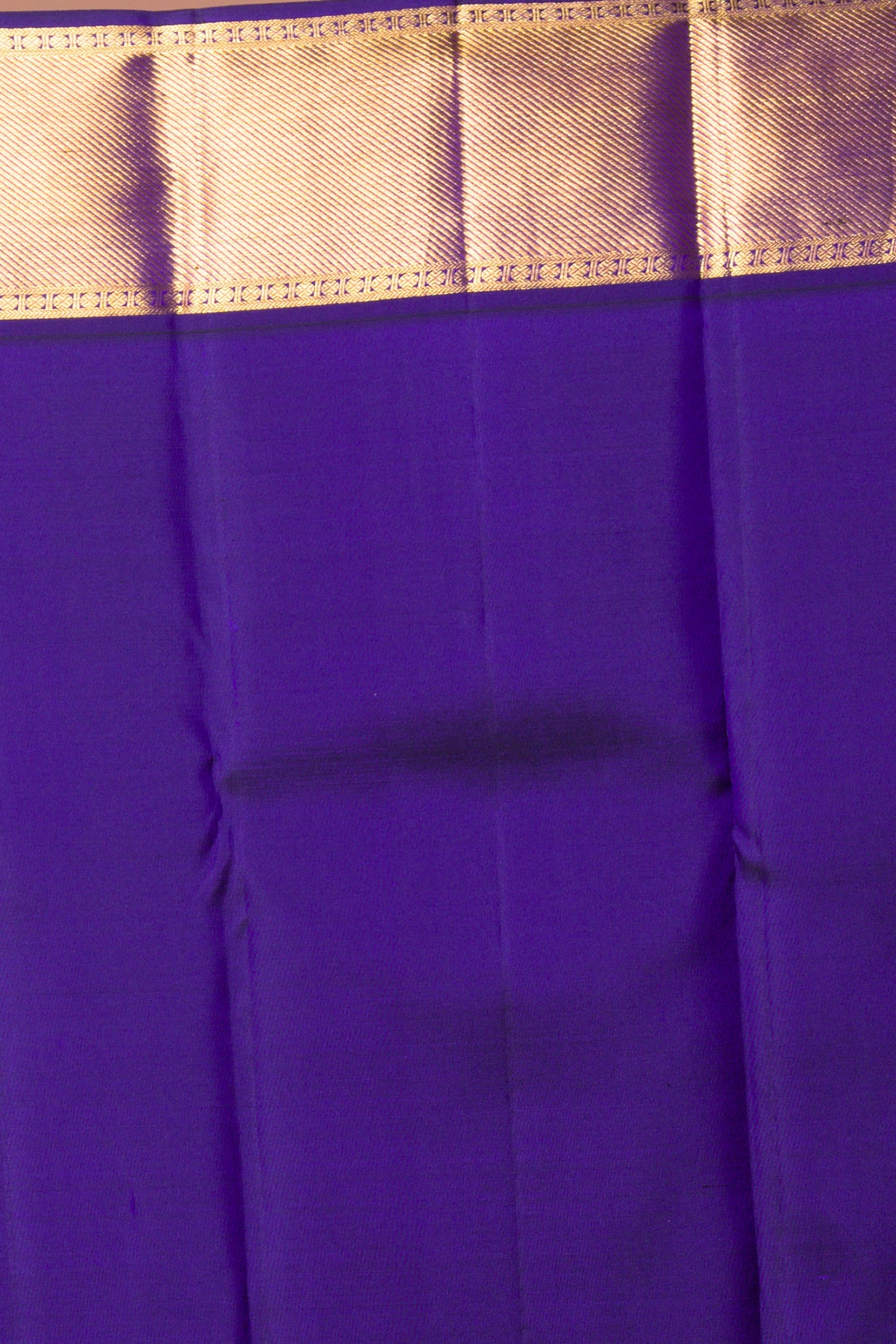 Kanchipuram Silk Butta Redish Pink Saree