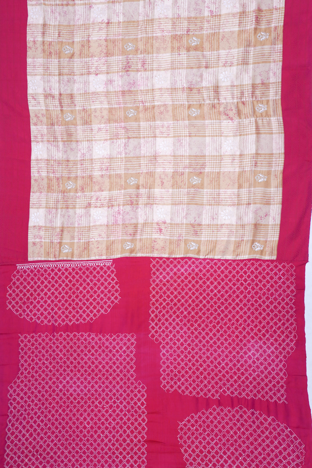 Soft Silk Printed And Checks Cream Saree