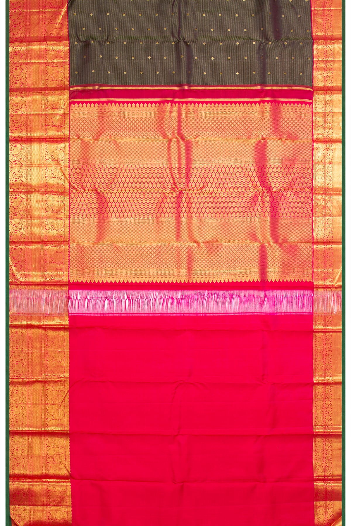 Kanchipuram Silk Oosi Lines And Butta Bottle Green Saree