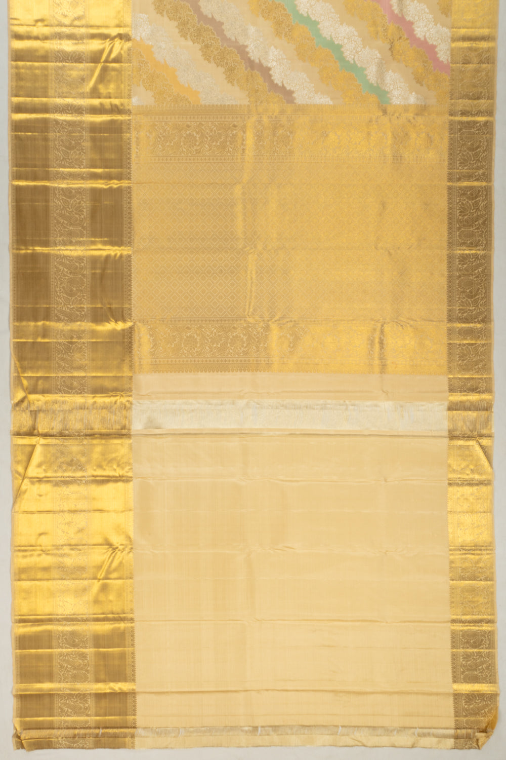 Kanchipuram Silk Jaal And Meenakari Ragkat Inspired Cream Saree