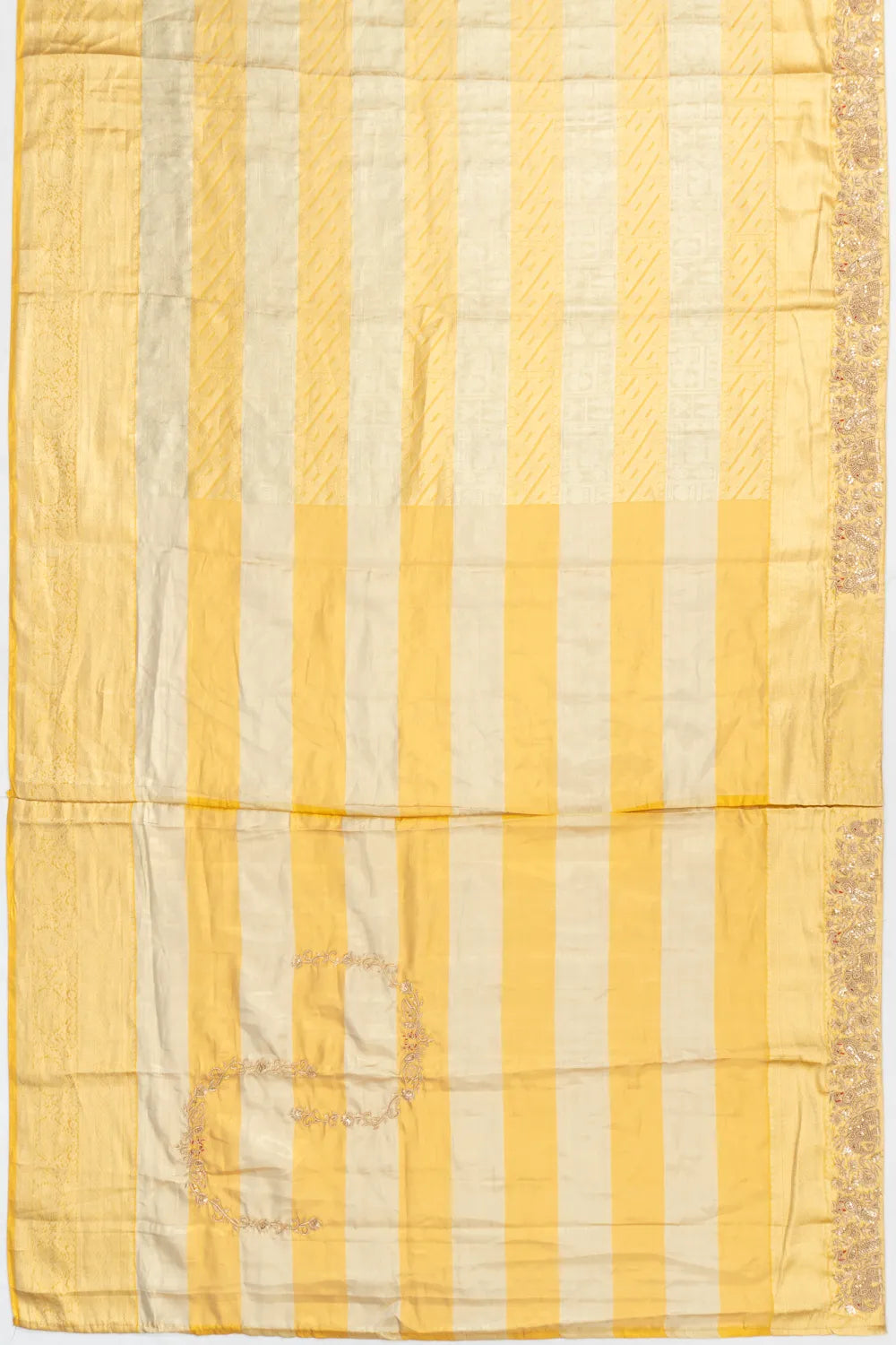 Kanchipuram Silk Tissue Horizontal Lines Gold And Silver Saree With Zardosi Work