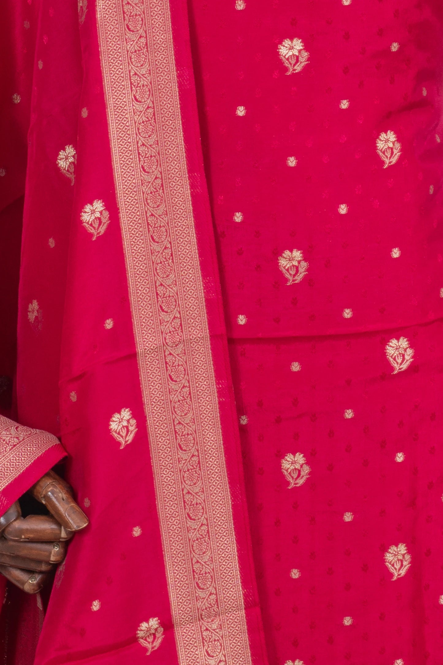 Vaanya Banaras Silk Jaquard And Butta Red Salwar Suit Set