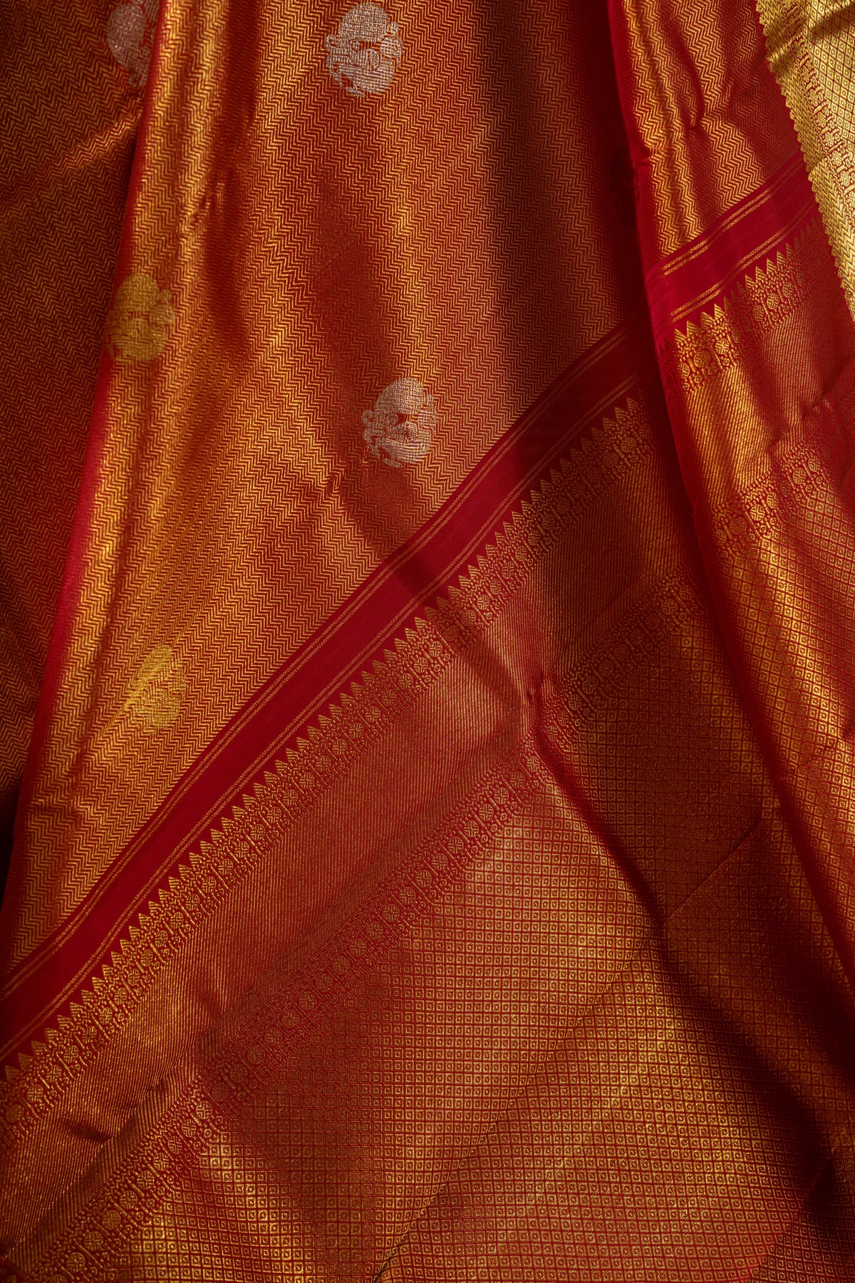Kanchipuram Silk Brocade And Butta Red Saree