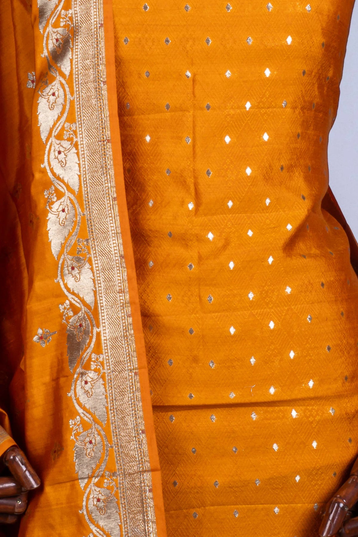 Vaanya Banaras Silk Butta Yellow Salwar Suit Set W/O Bottom