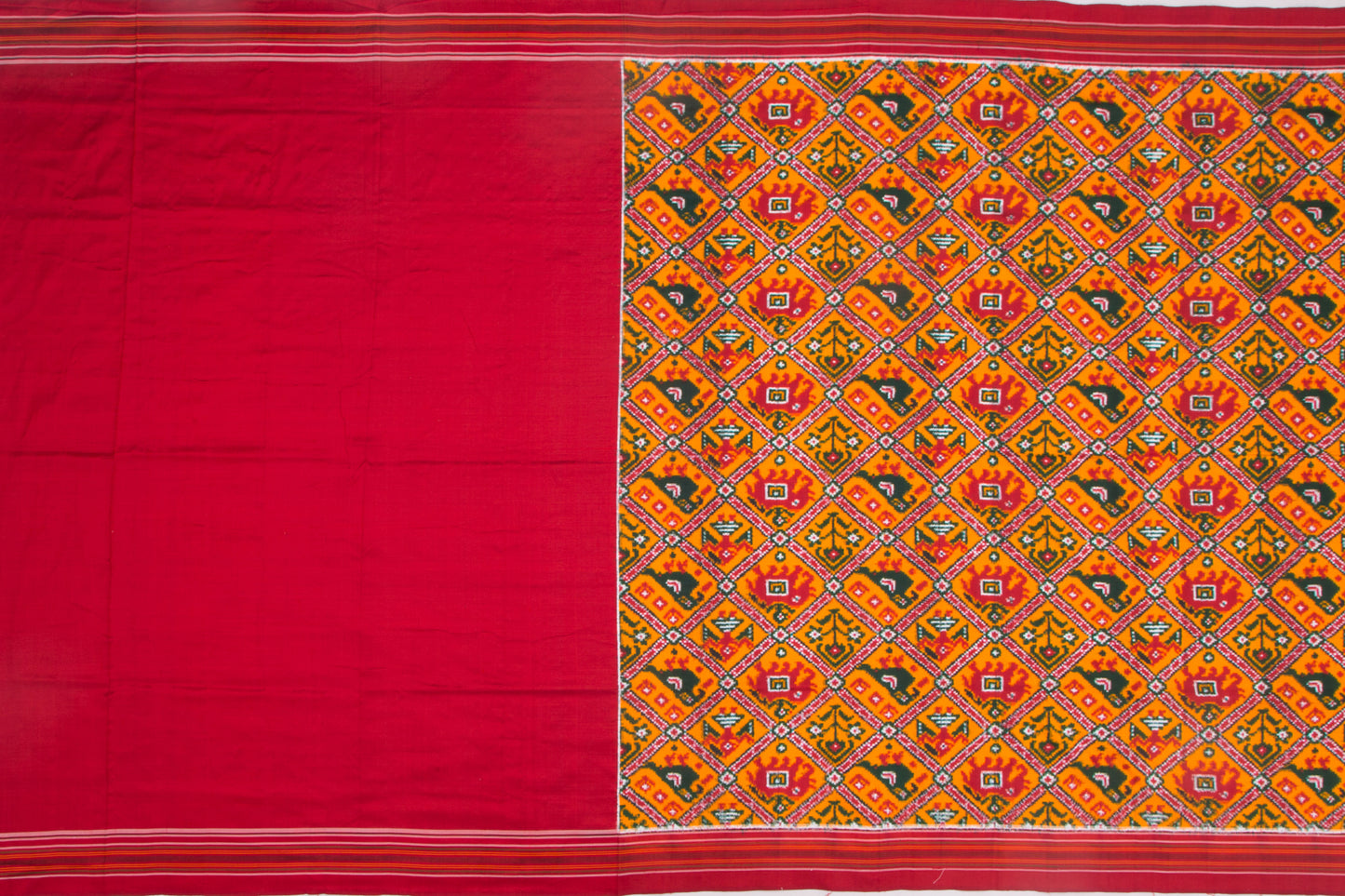 Pochampally Double Ikat Silk 4 Figure Yellow Saree