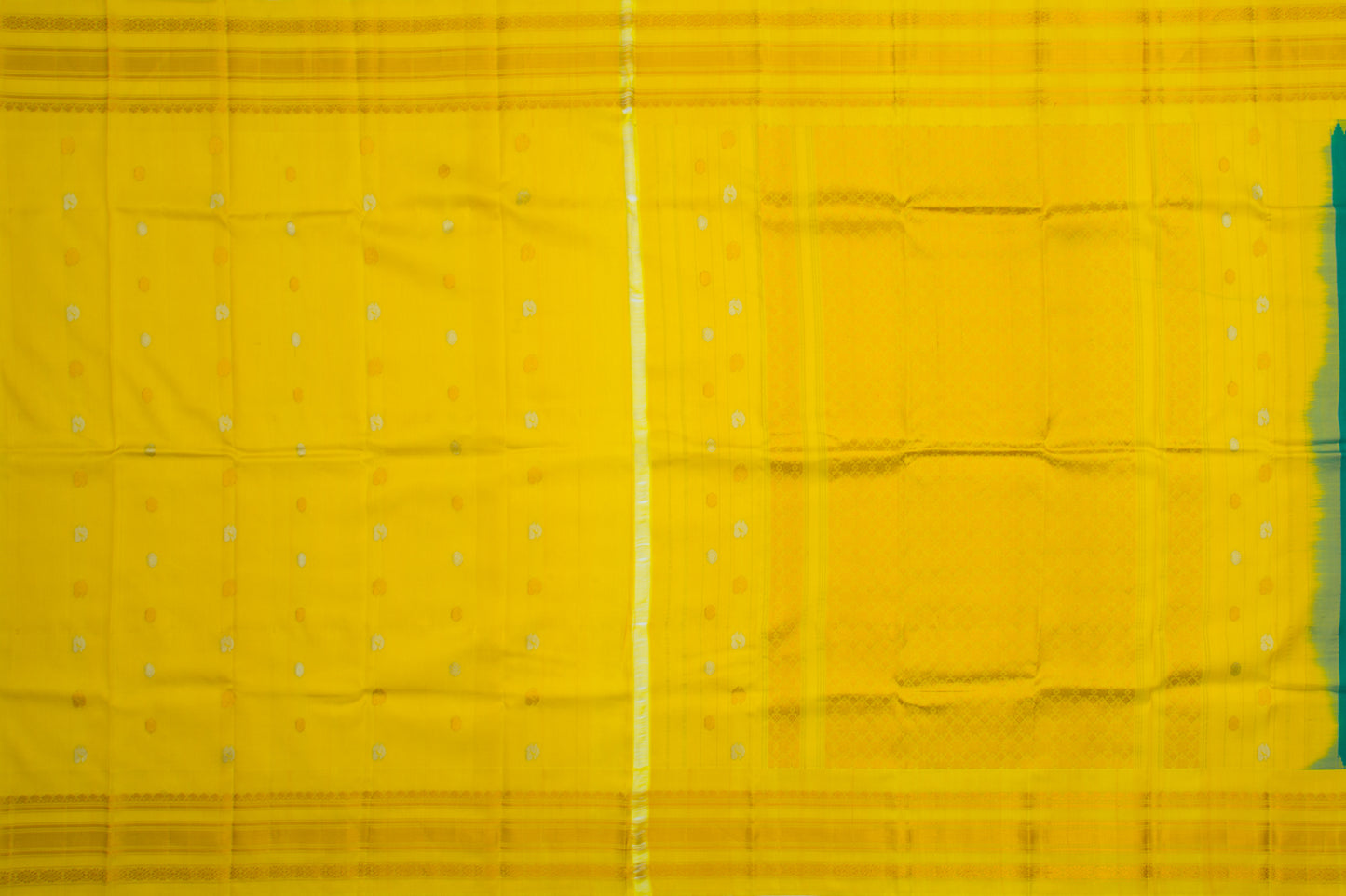 Gadwal Silk Butta Green Saree