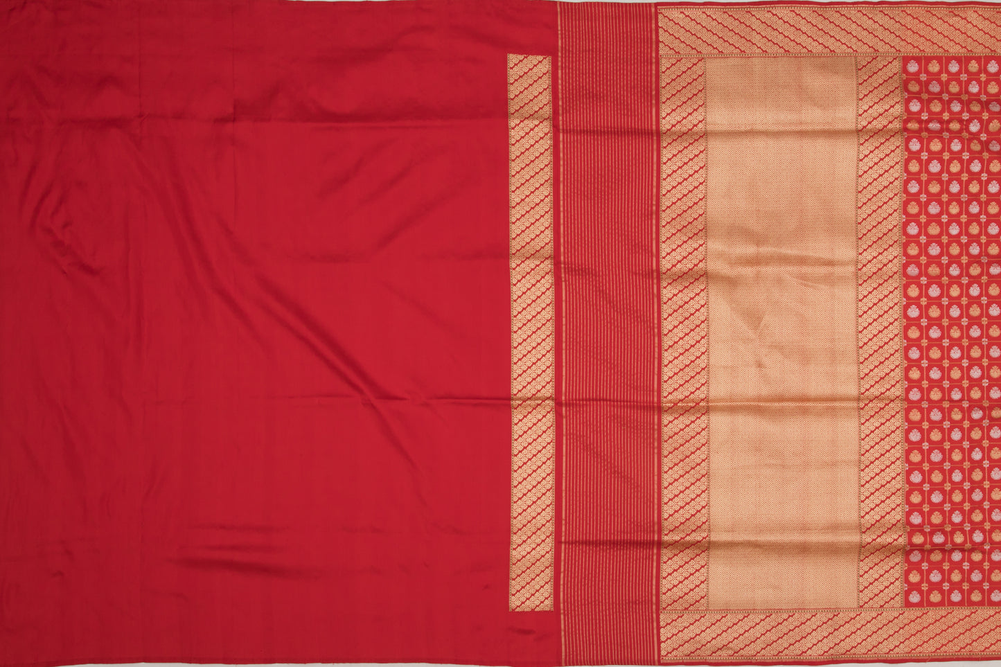 Banarasi Silk Kadwa Checks And Butta Red Saree