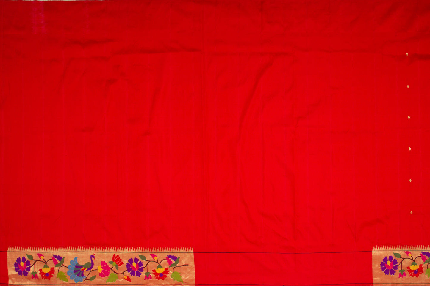 Paithani Silk Butta Red Saree With Morachi Border