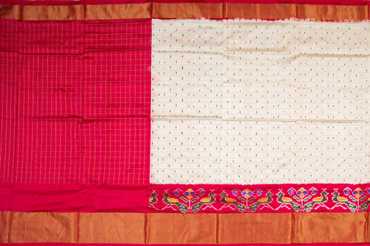 Pochampally Ikat White Saree