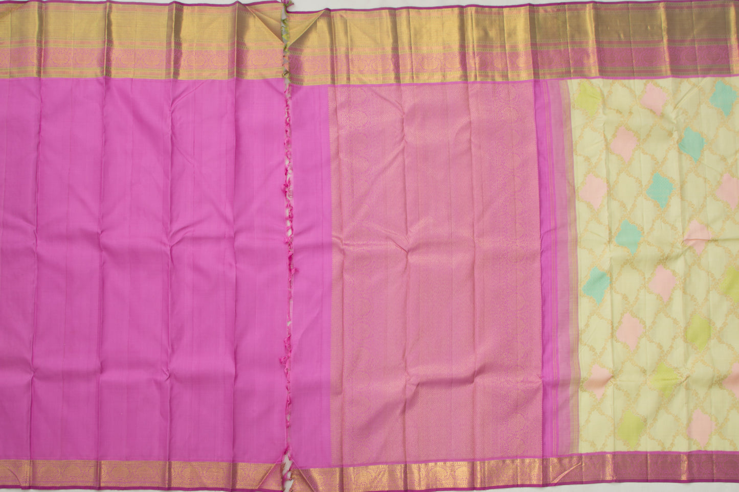 Kanchipuram Silk Jaal Pastel Green Saree