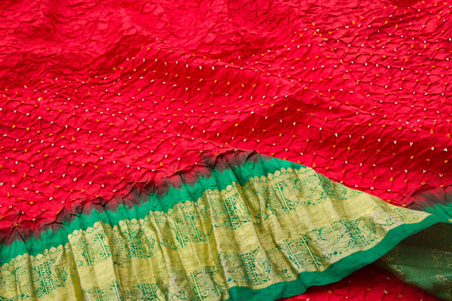 Taranga Kanchi Silk Bandhani Red Saree