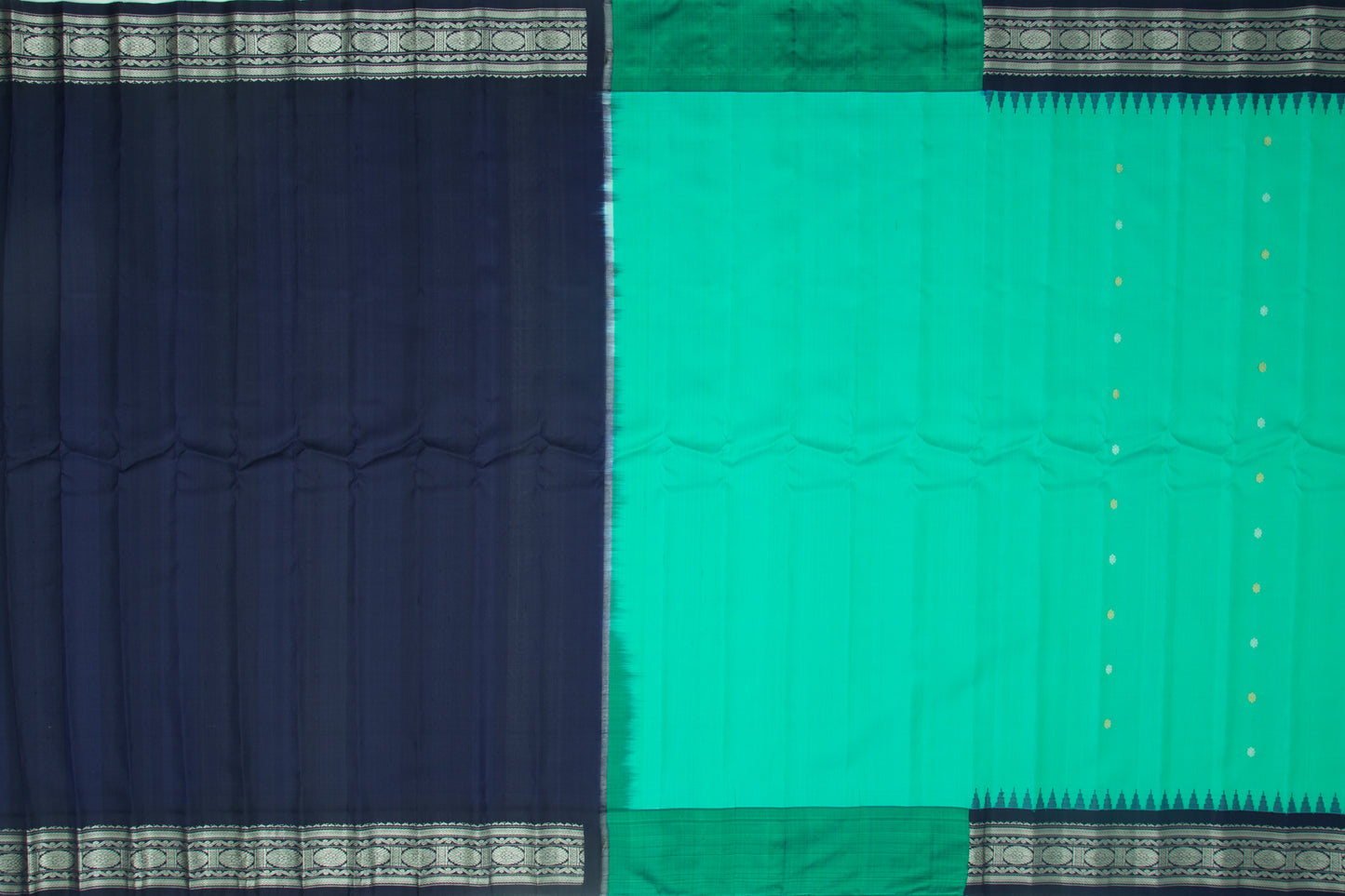 Gadwal Silk Butta Sea Green Saree