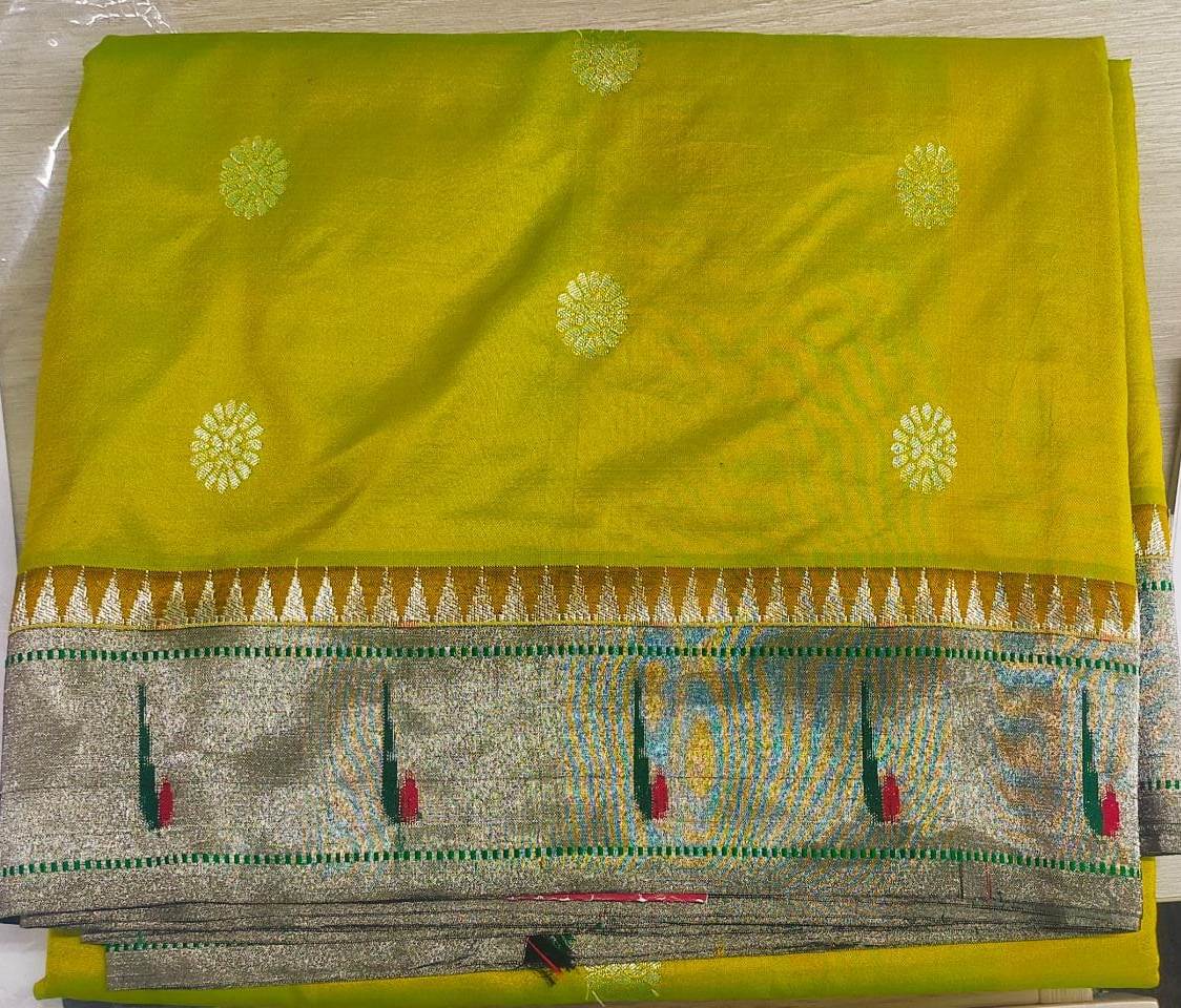 Gadwal Paithani Silk Butta Green Saree