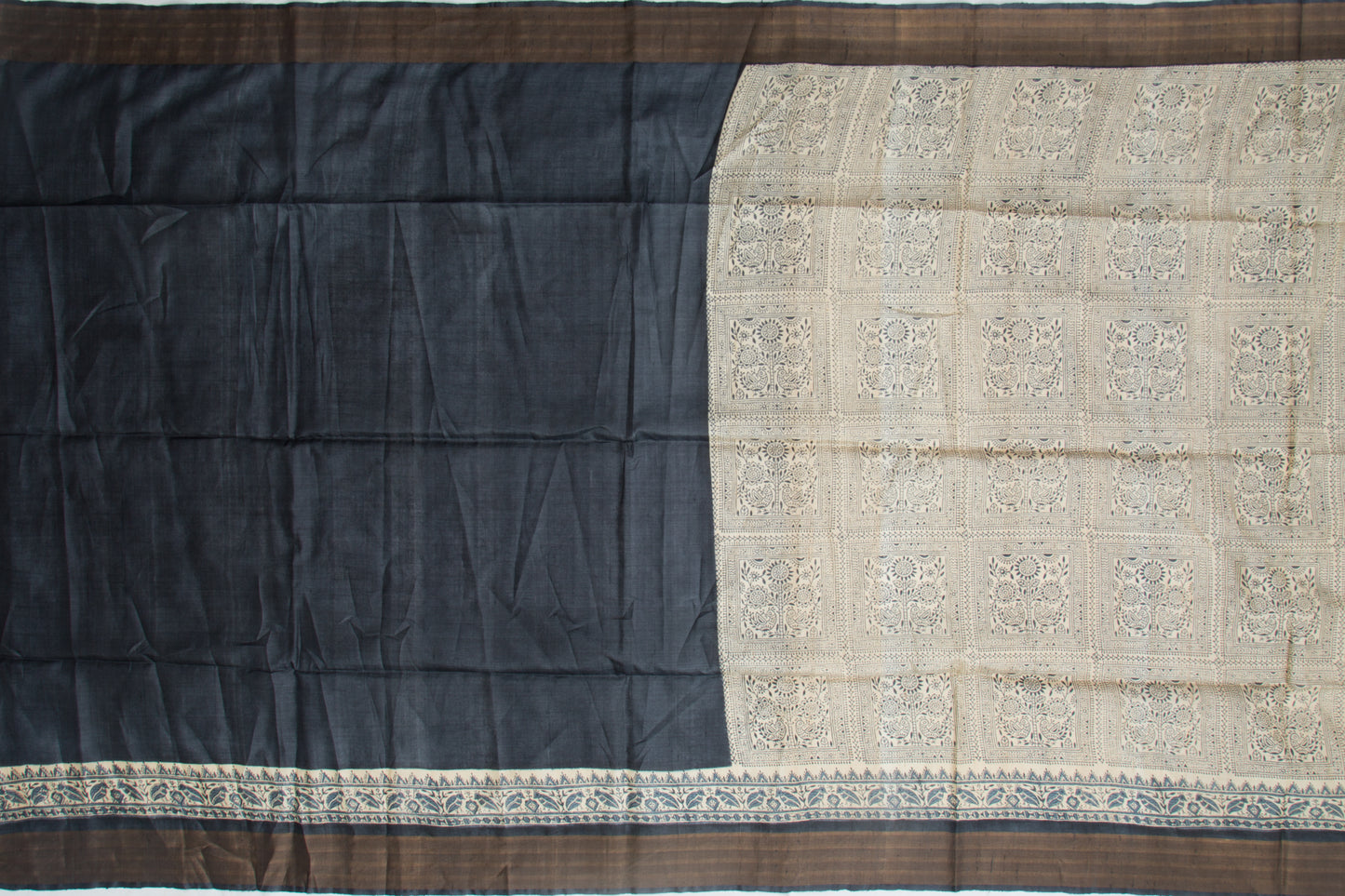 Tussar Batik Printed Cream Saree