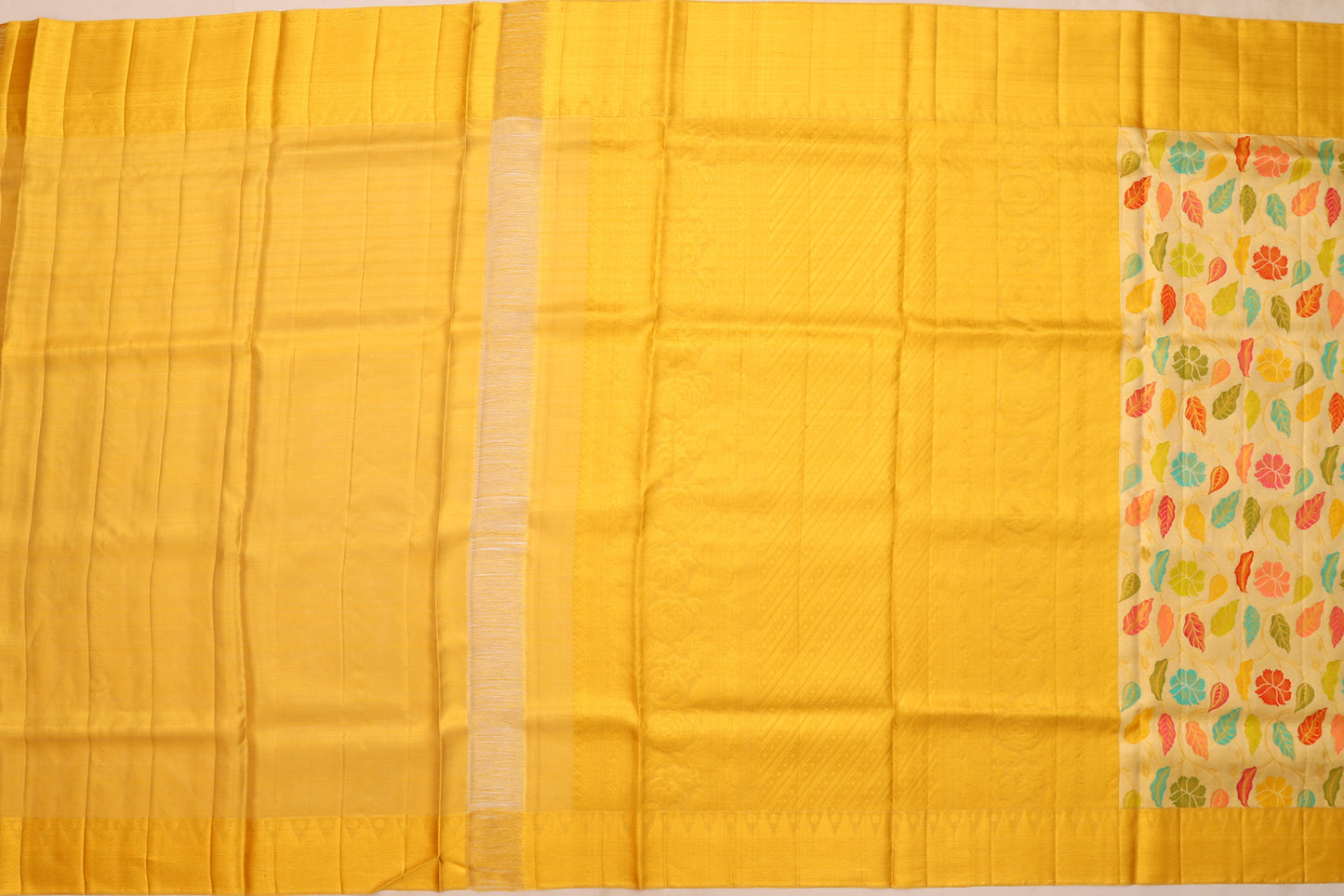 Kanchipuram Silk Tissue Jaal Gold Saree