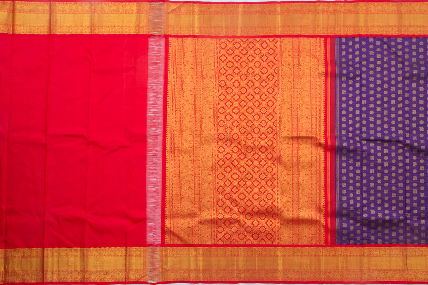 Kanchipuram Silk Oosi Lines And Butta Dark Blue Saree