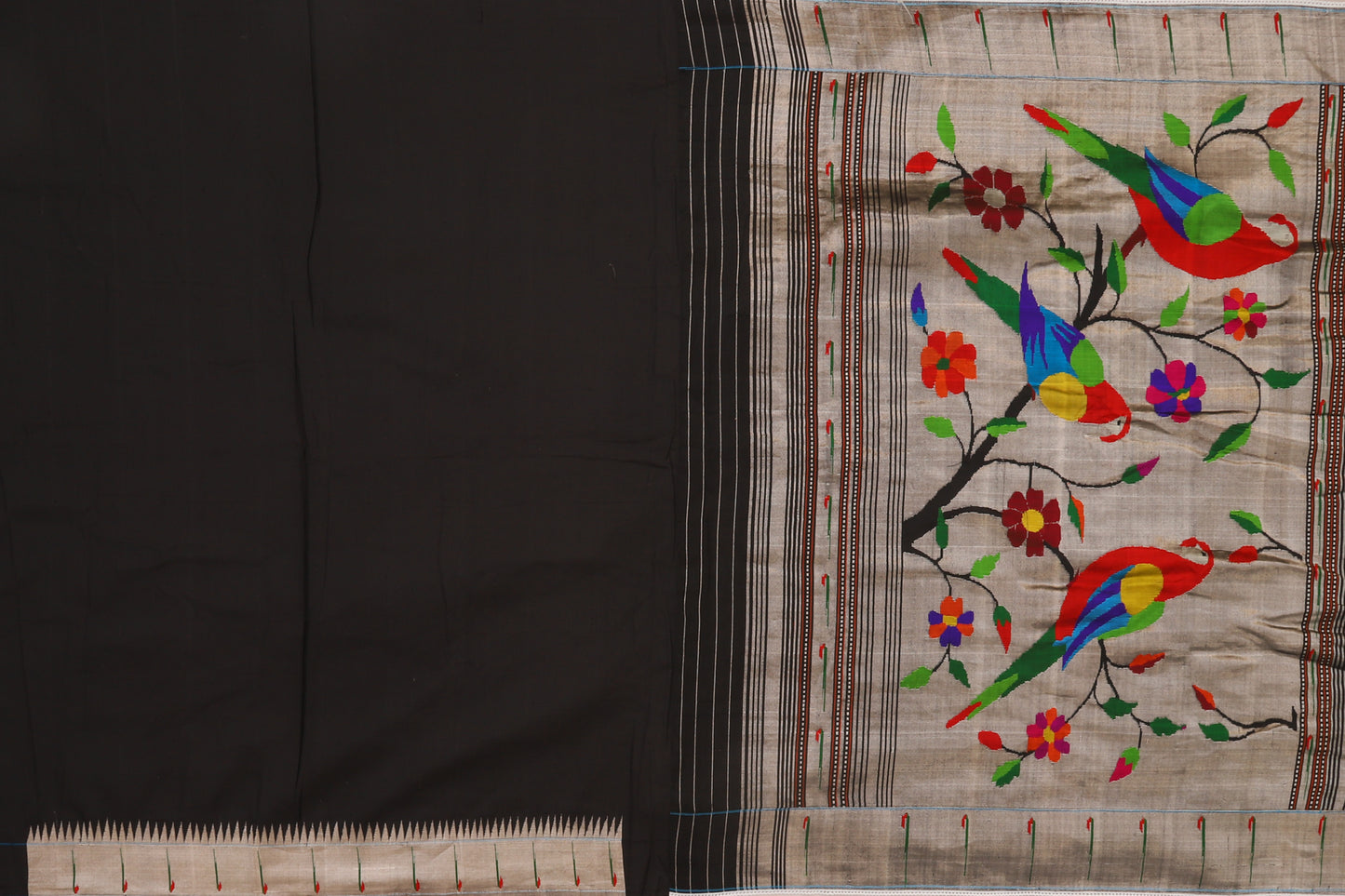 Lucknow Chikankari Georgette Grey Saree With Attached Paithani Border