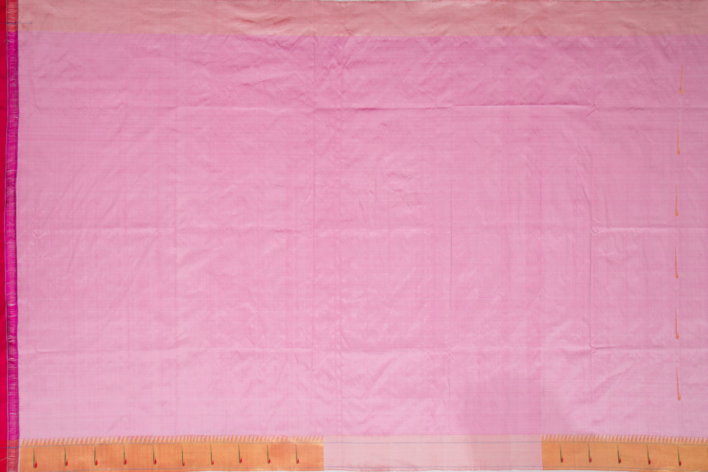 Paithani Silk Butta Pastel Pink Saree With Muniya Border