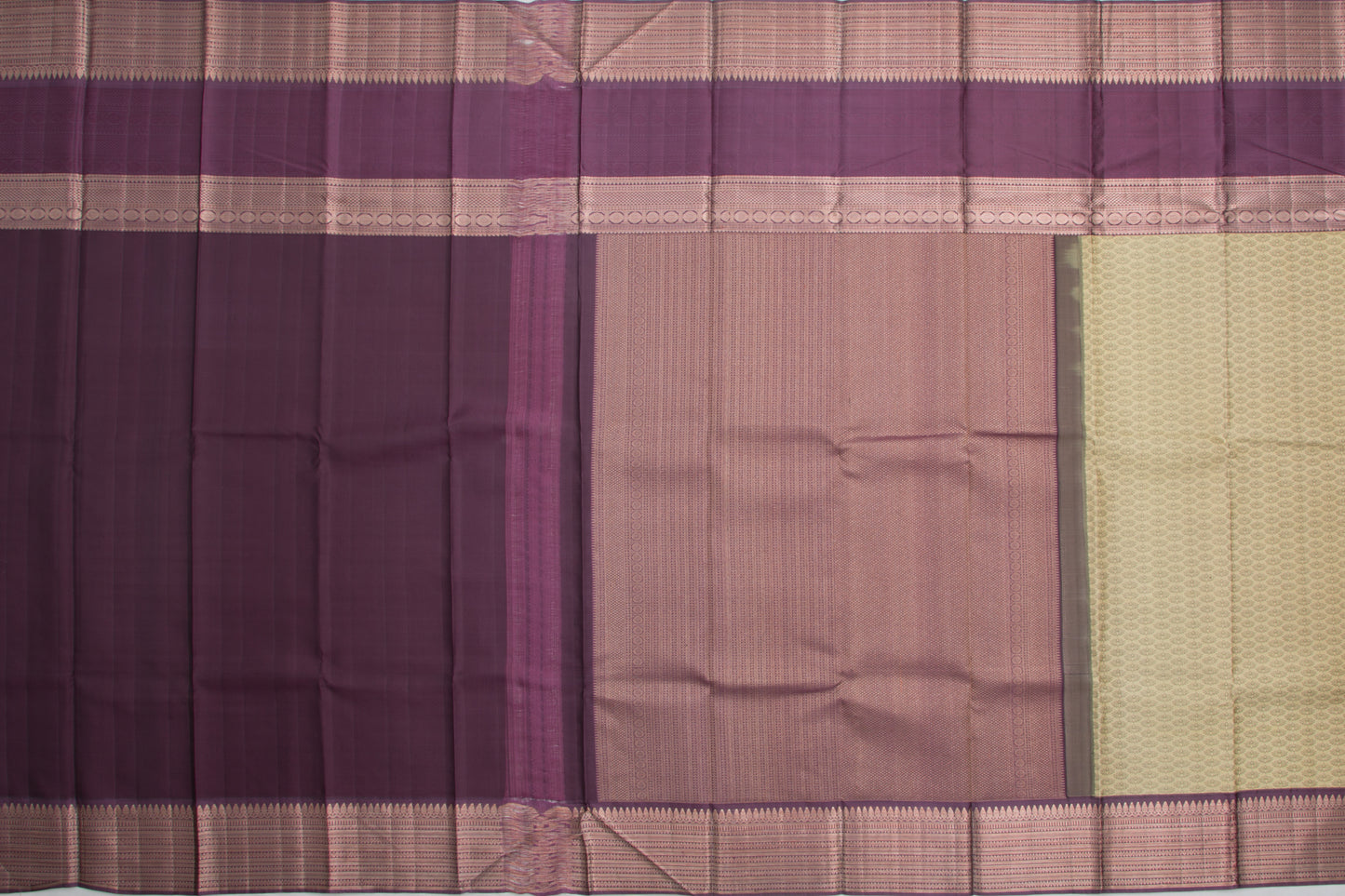 Taranga Kanchi Silk Jacquard Cream Saree