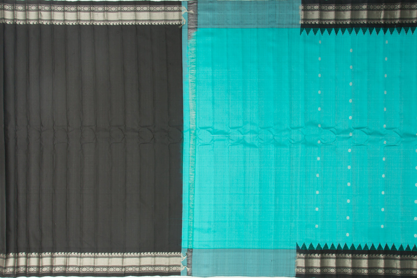 Gadwal Silk Butta Sky Blue Saree