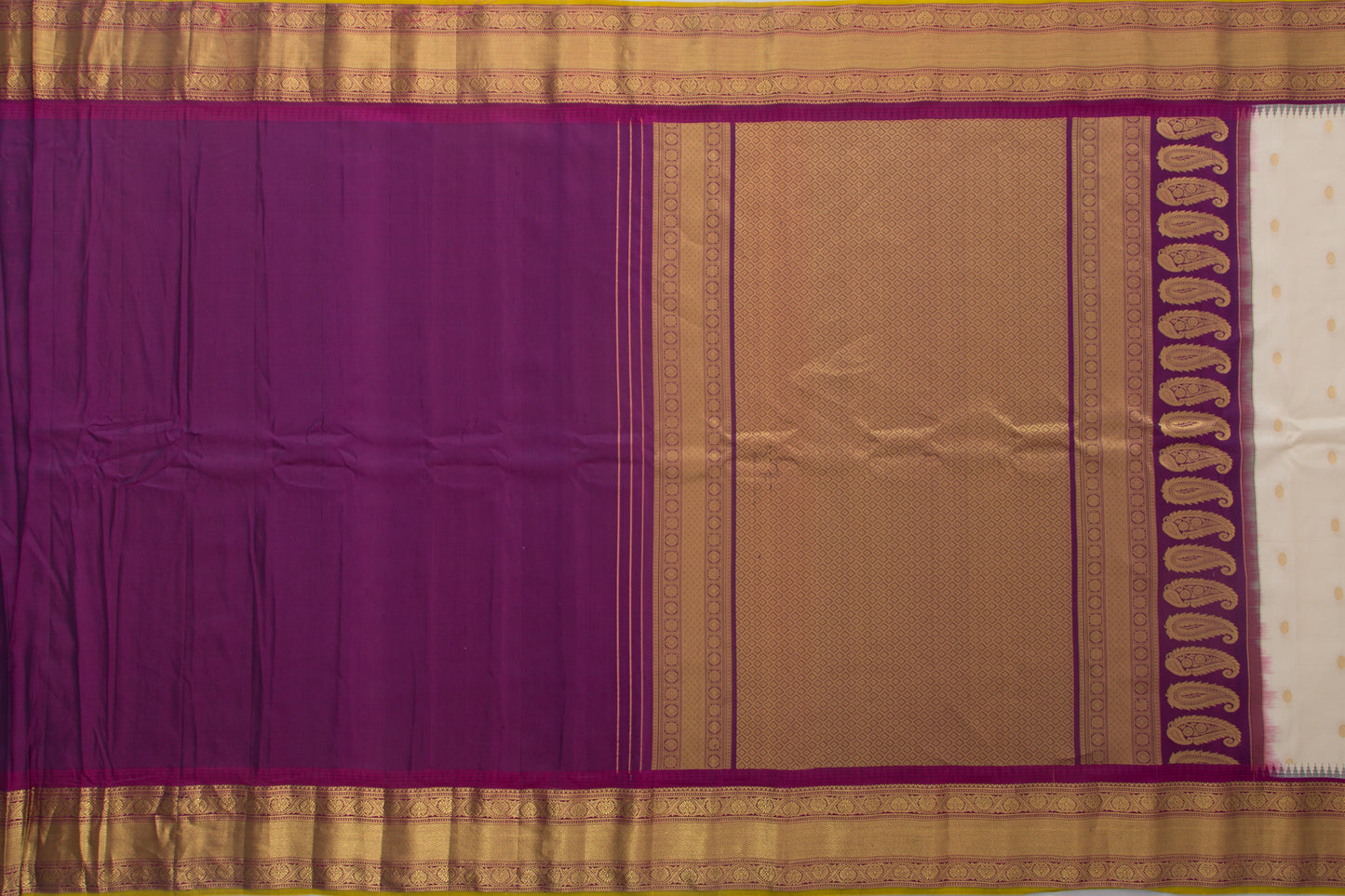 Gadwal Silk Butta Cream Saree