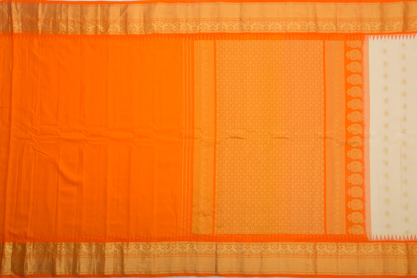 Gadwal Silk Butta Cream Saree