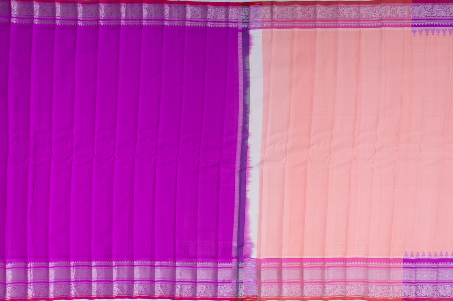 Gadwal Silk Butta Peach Saree