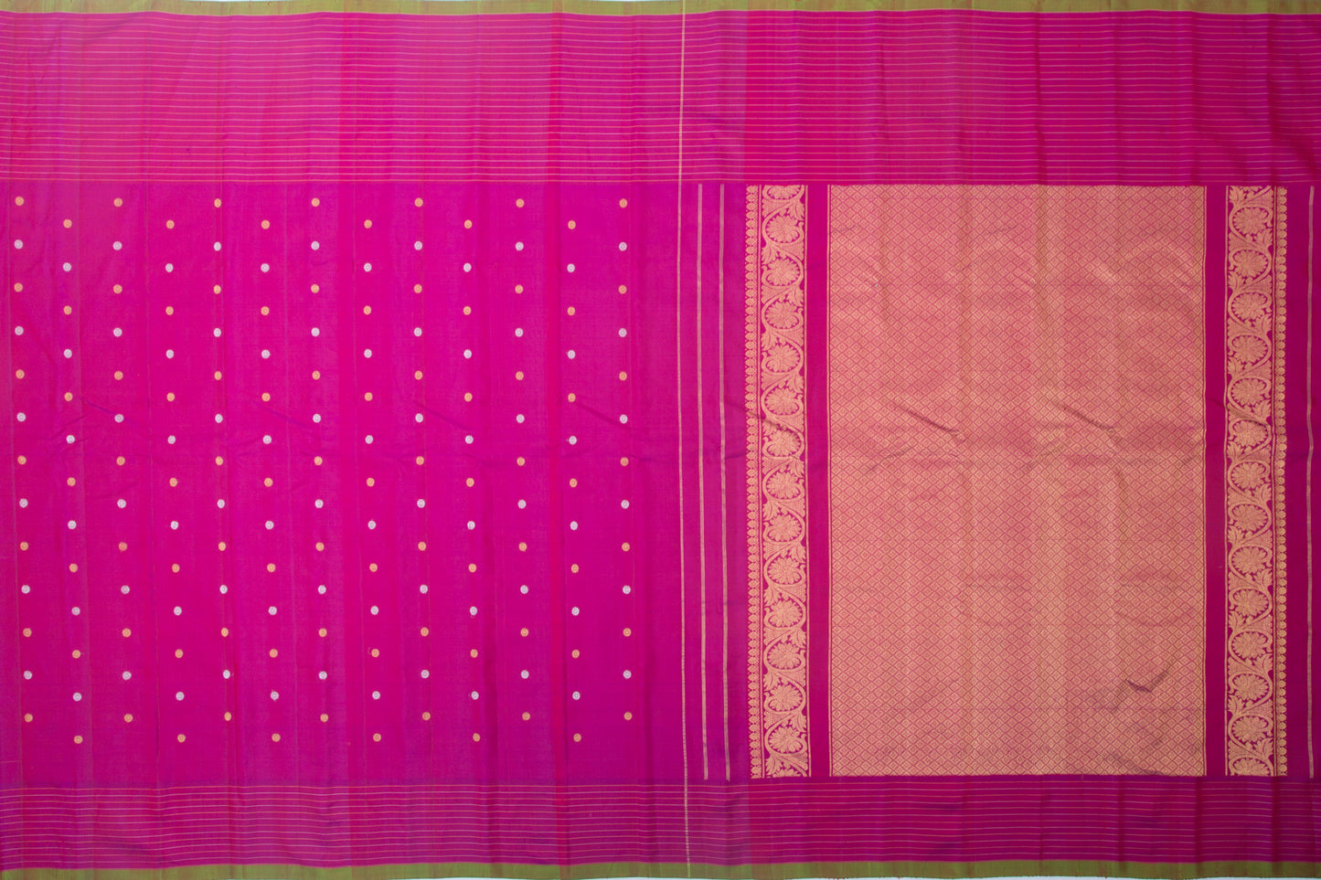 Gadwal Silk Butta Green Saree