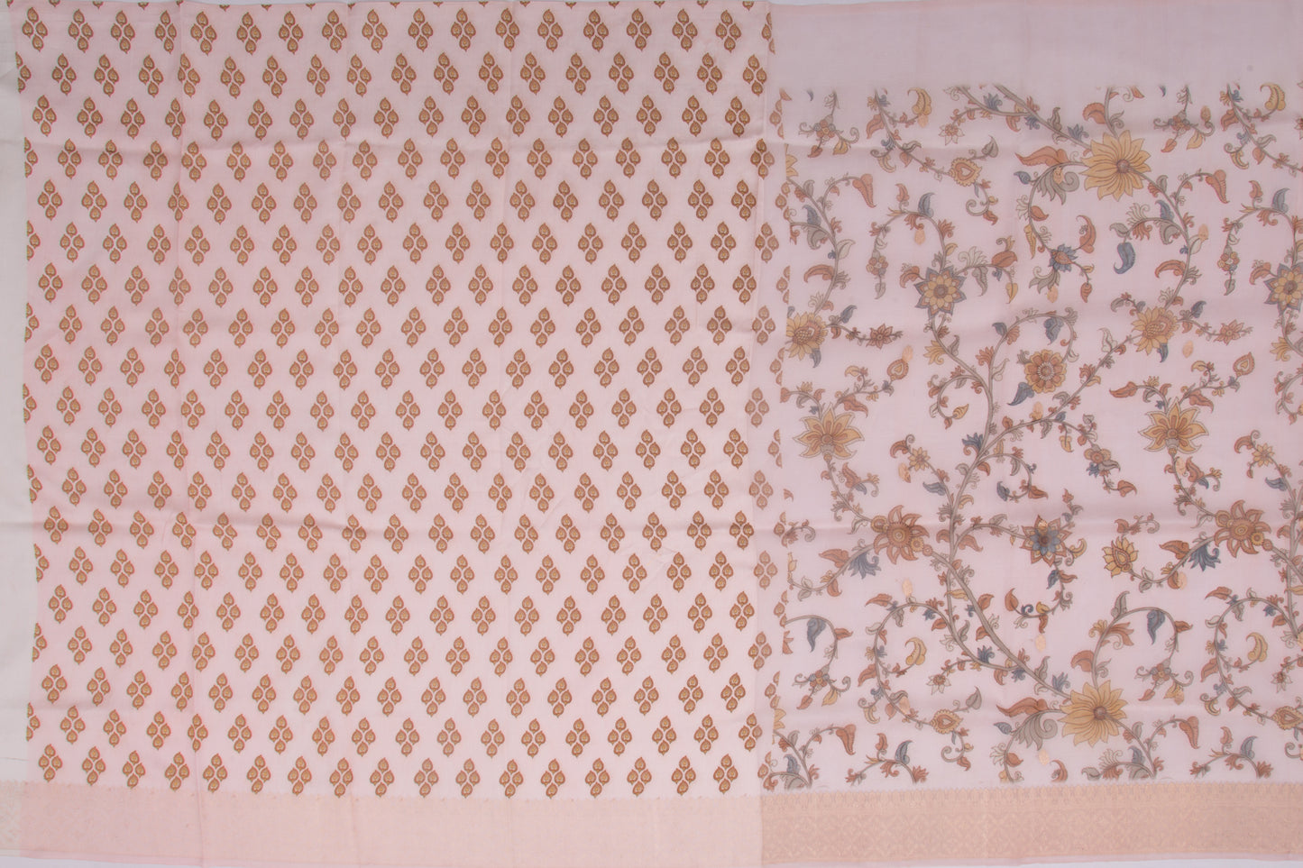 Banarasi Kora Organza Floral Printed Pink Saree