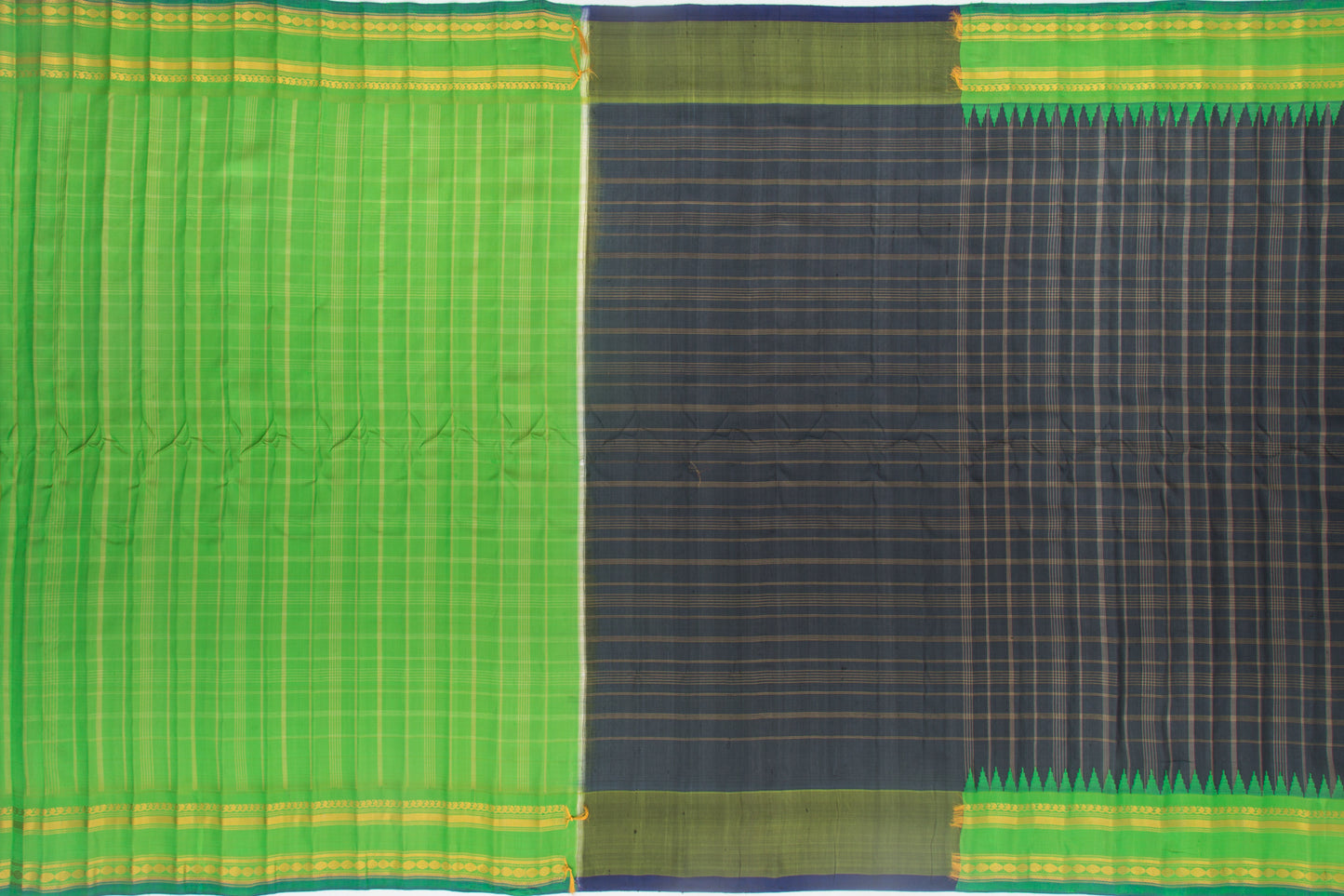 Gadwal Silk Checks Elephant Grey Saree