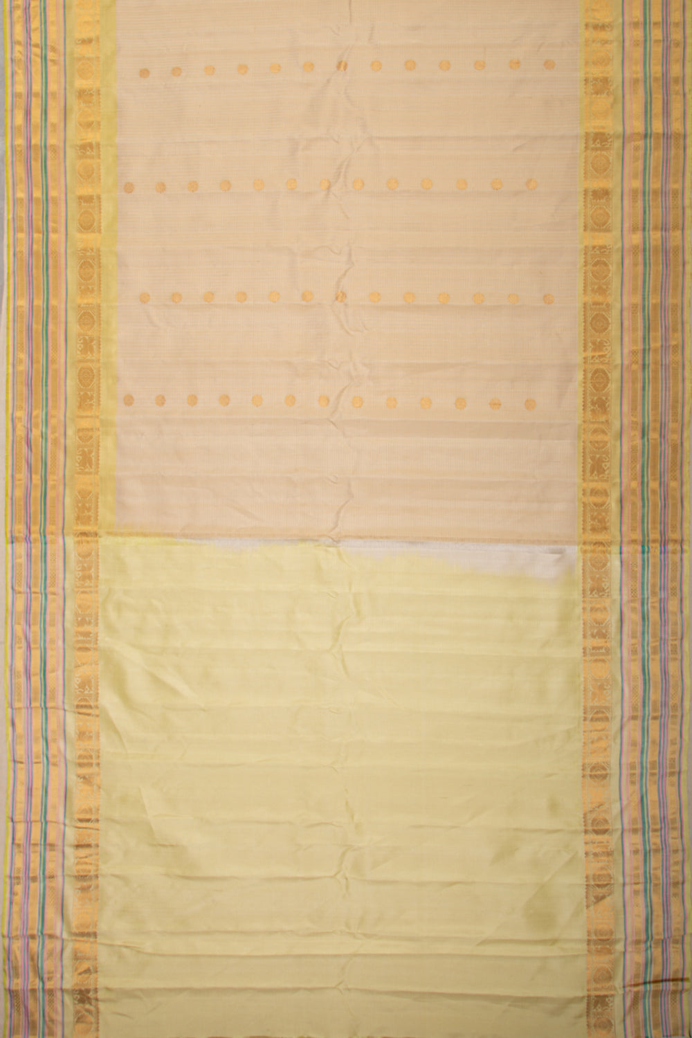 Gadwal Silk Checks And Butta Cream Saree
