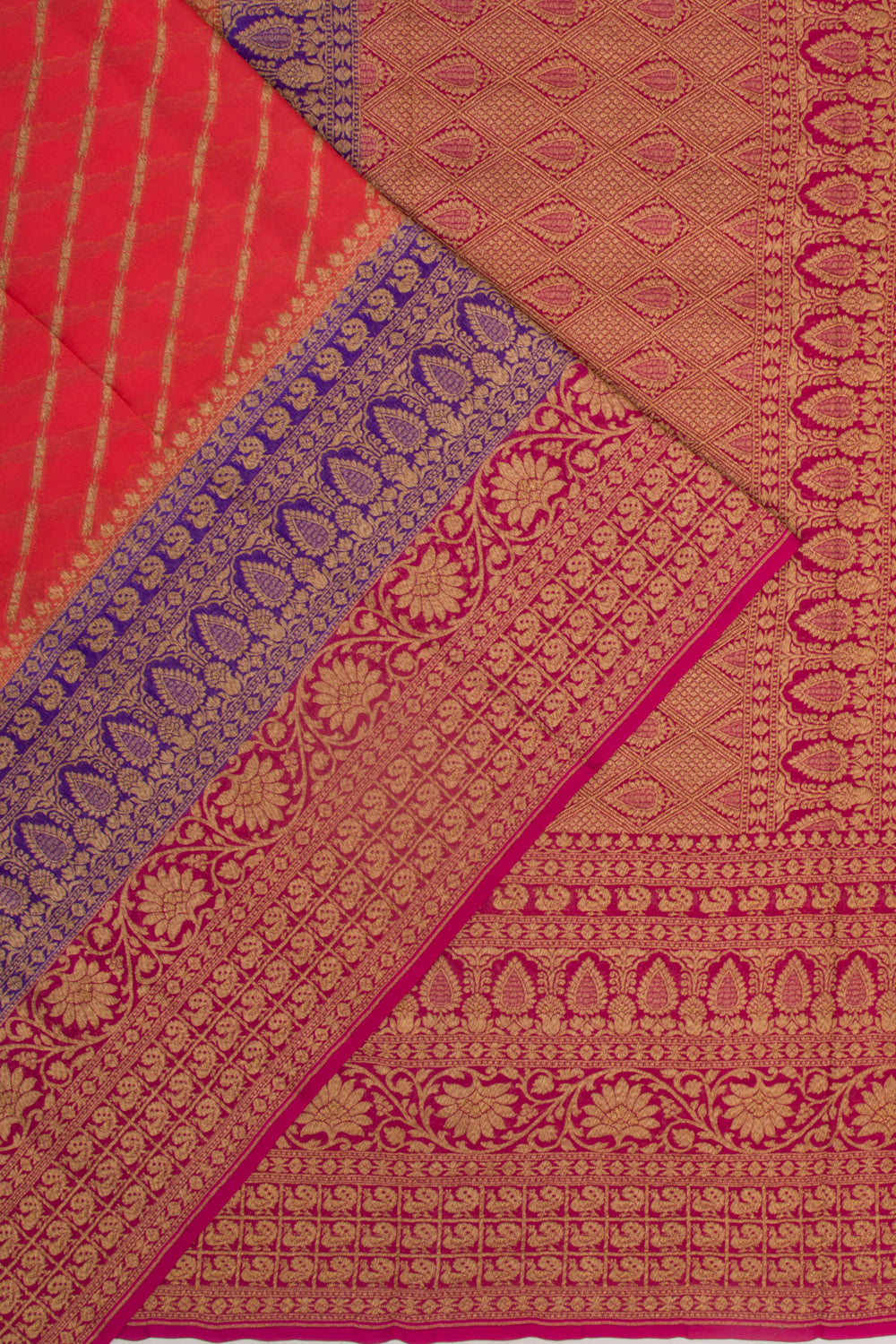 Banarasi Georgette Diagonal Lines Pink Saree