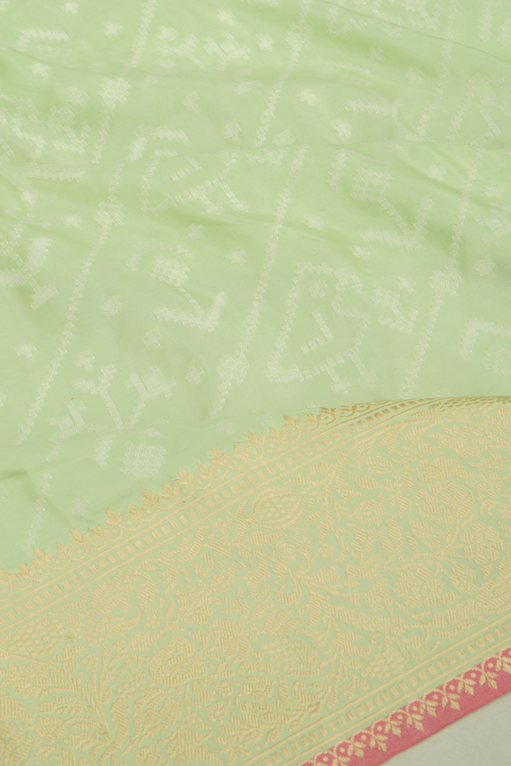 Banarasi Silk Jaal Pastel Green Saree 112303051381