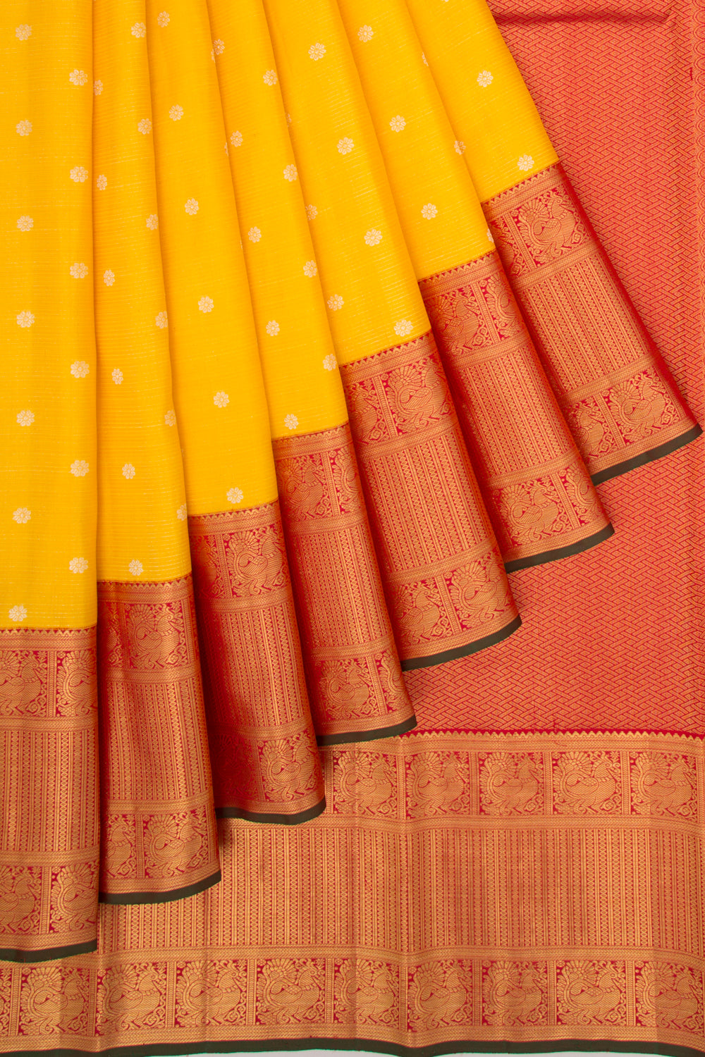 Kanchipuram Silk Oosi Lines And Butta Yellow Saree