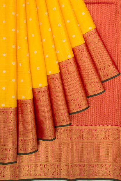 Kanchipuram Silk Oosi Lines And Butta Yellow Saree