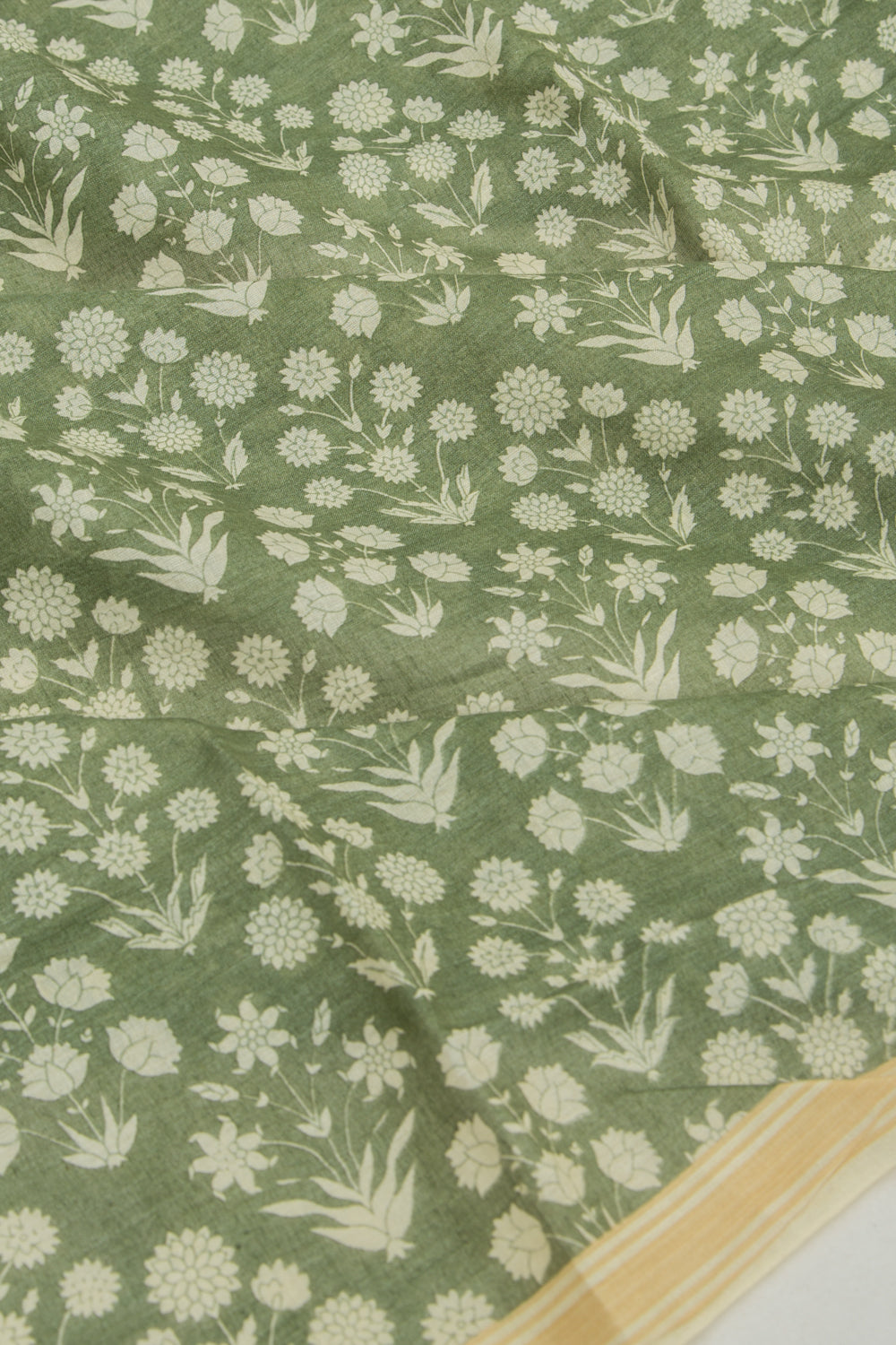 Mul Cotton Floral Printed Green Saree