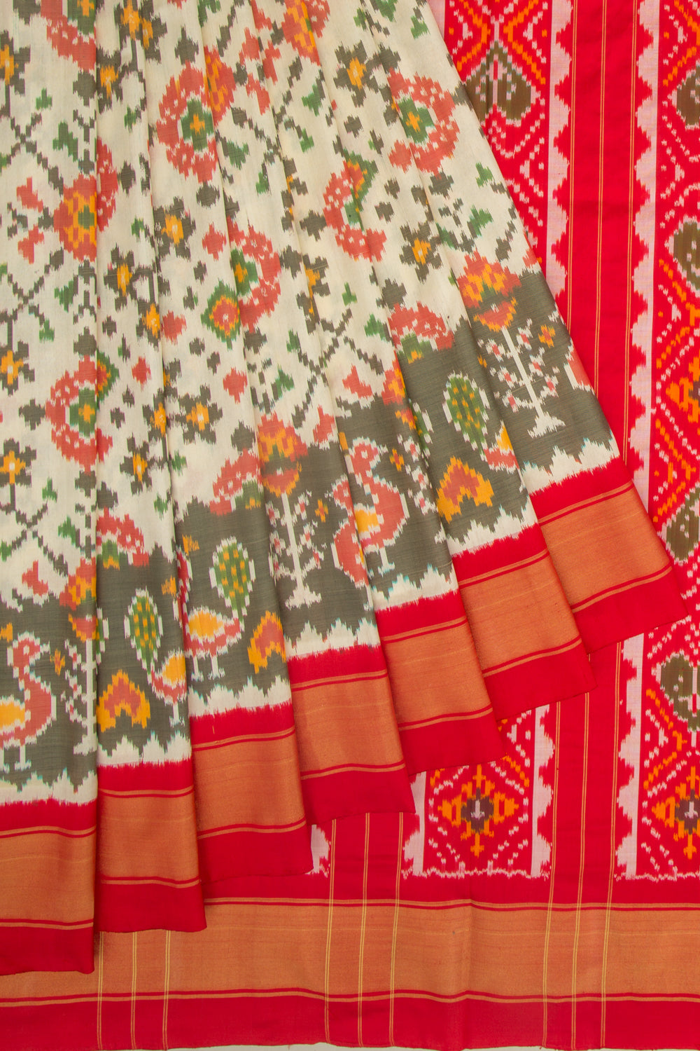 Pochampally Silk Ikat Cream Saree