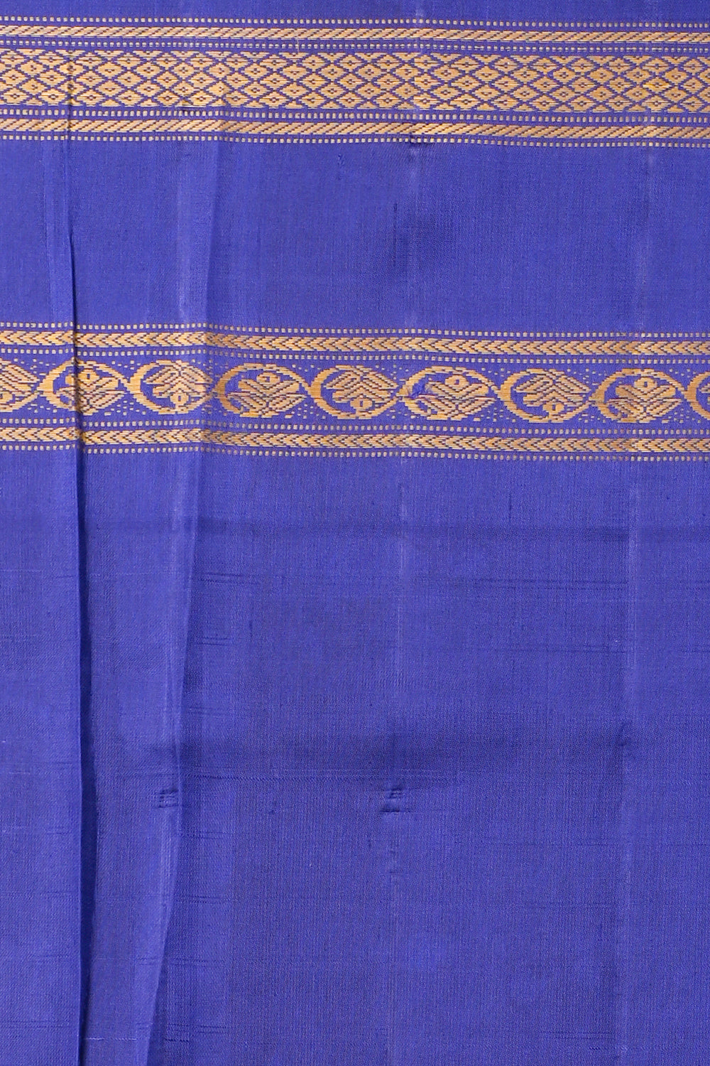 Gadwal Linen Checks And Butta Sky Blue Saree