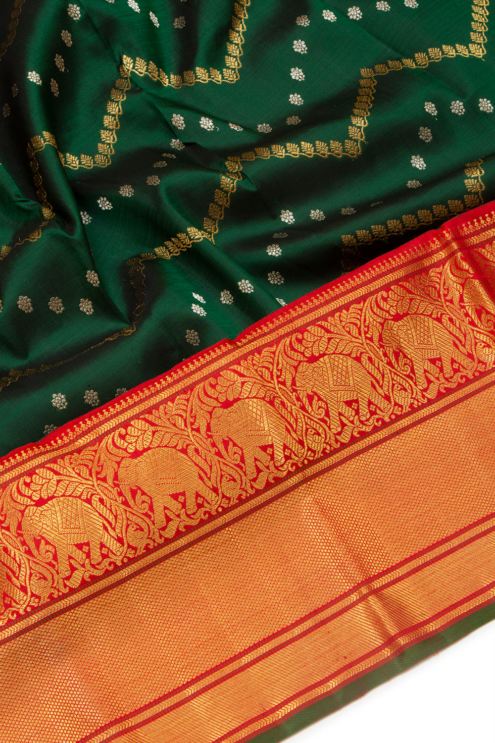Kanchipuram Silk Zig-Zag Lines Bottle Green Saree