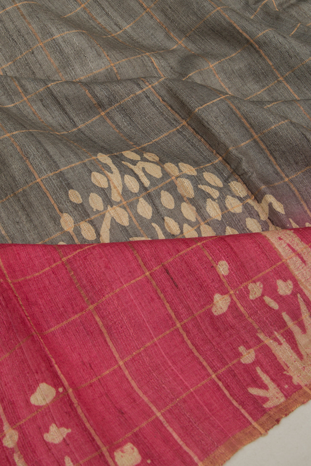 Tussar Checks Grey Saree