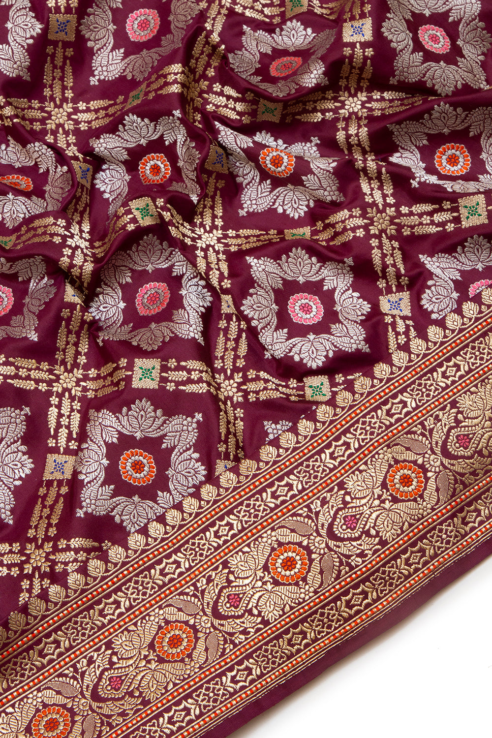 Banarasi Silk Kadwa Criss Cross Checks Maroon Saree