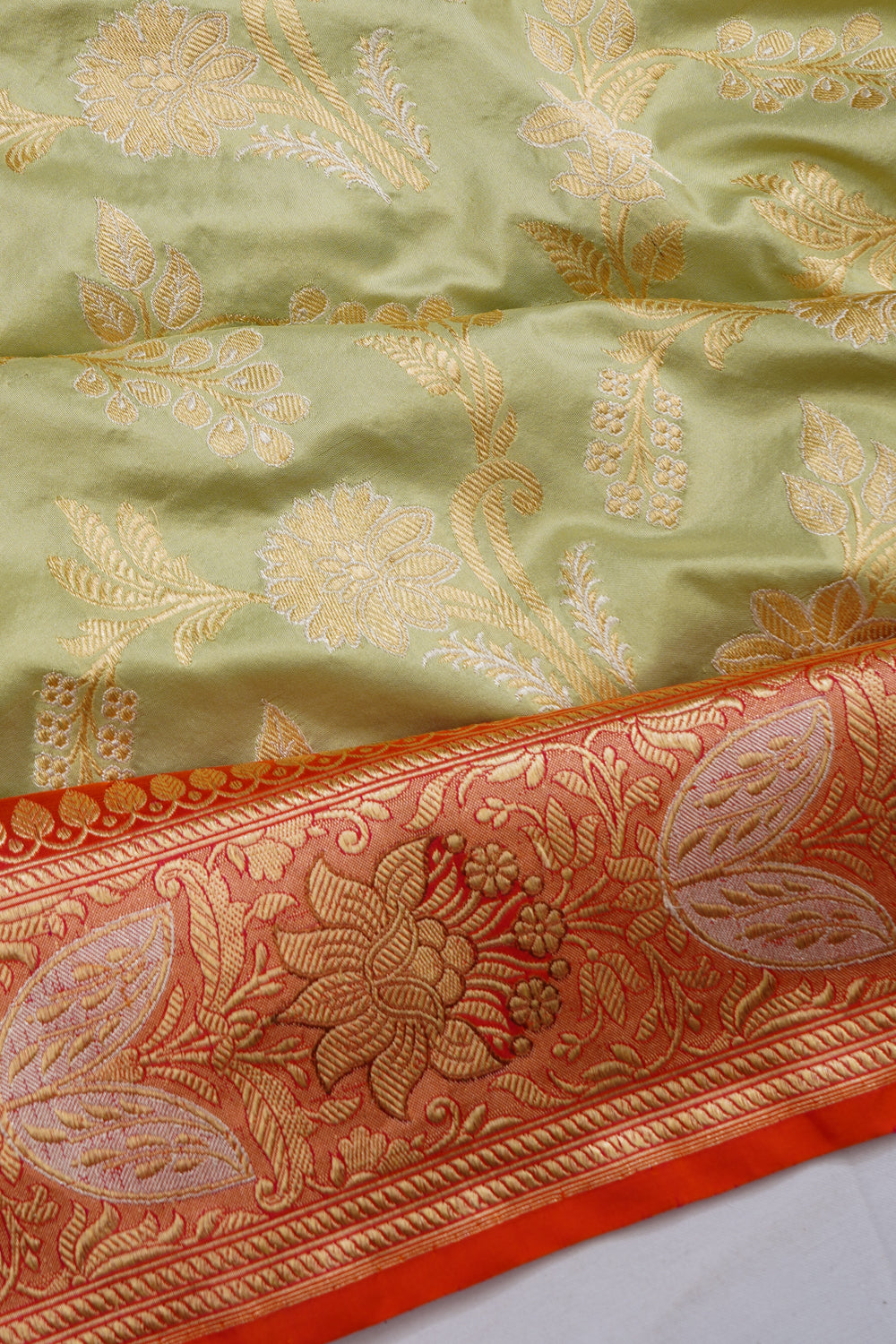 Banarasi Silk Kadwa Jaal Pista Green Saree 1212516156