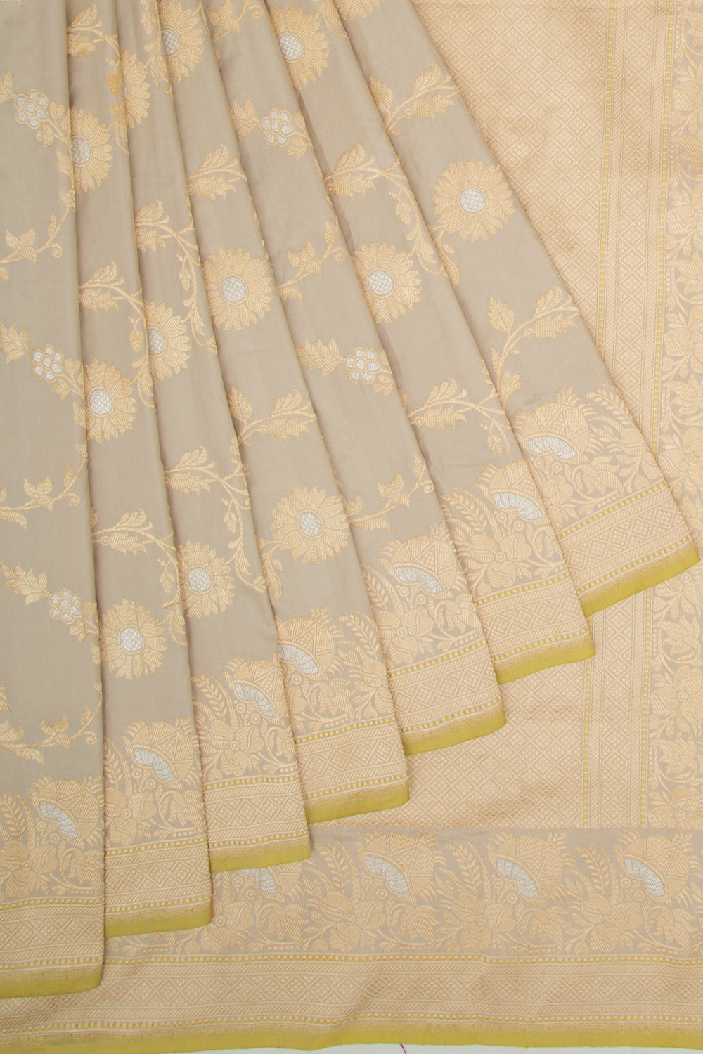 Banarasi Silk Kadwa Jaal Beige Saree