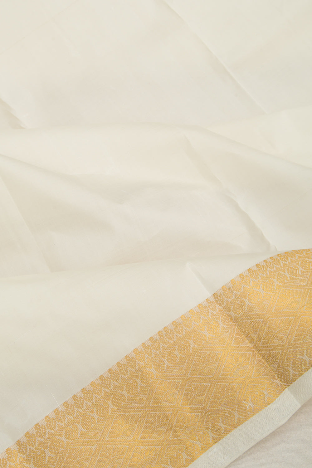 Kanchipuram Silk Plain White Dhoti 8X3 Muzham