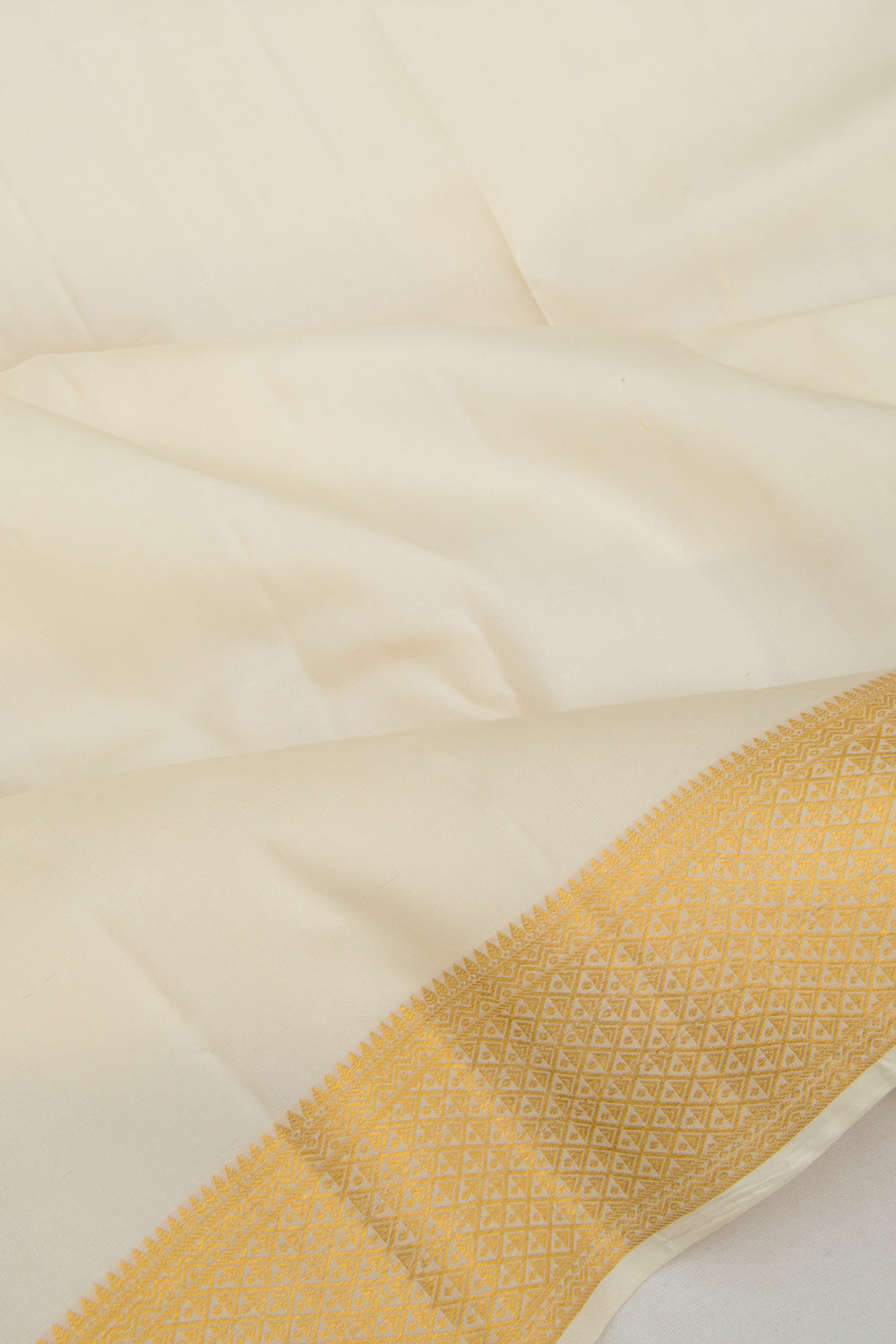 Kanchipuram Silk Plain White Dhoti