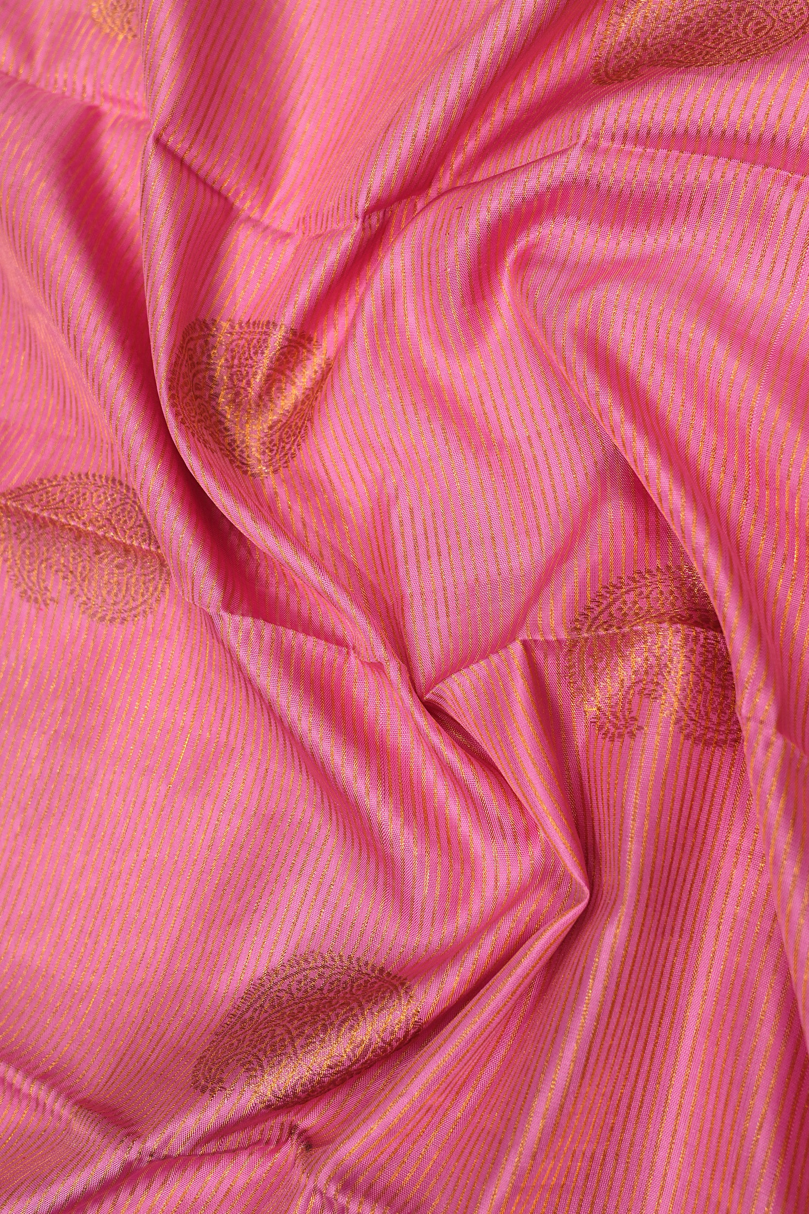 Kanchipuram Silk Horizontal Lines And Butta Pink Saree