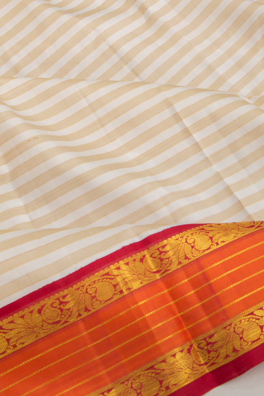 Kanchipuram Silk Horizontal Lines White And Cream Saree