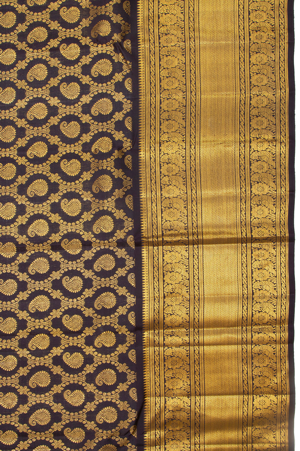 Kanchipuram Silk Jaal And Butta Black Saree