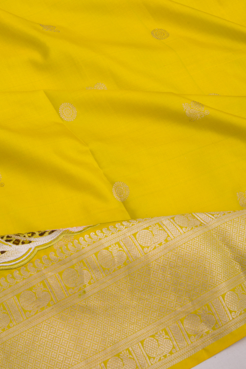 Kanchipuram Silk Butta Mehendi Green Saree With Cut Work